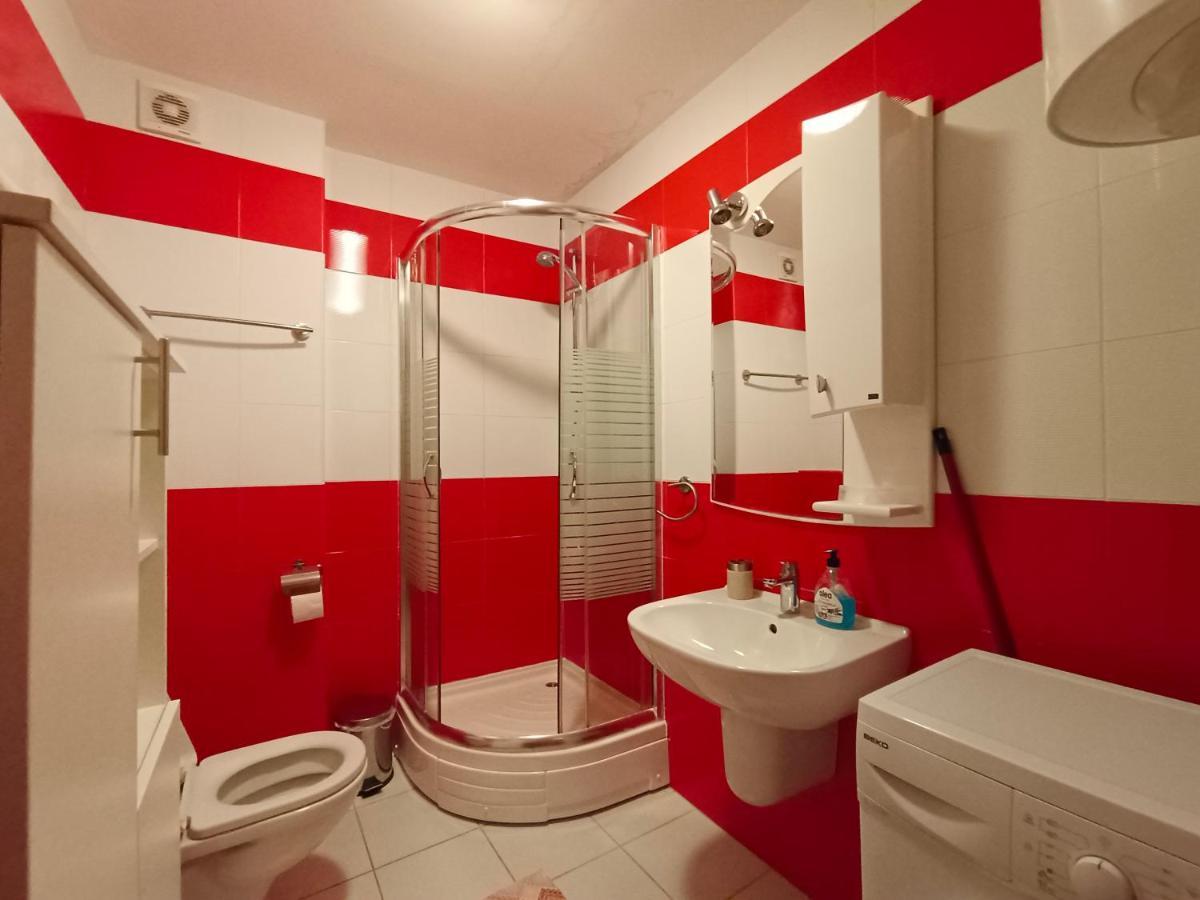 Center Apartman *